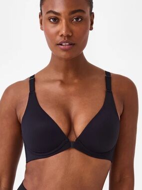 SPANX Adjustable Plunge Wireless Lift Bra very black 34D